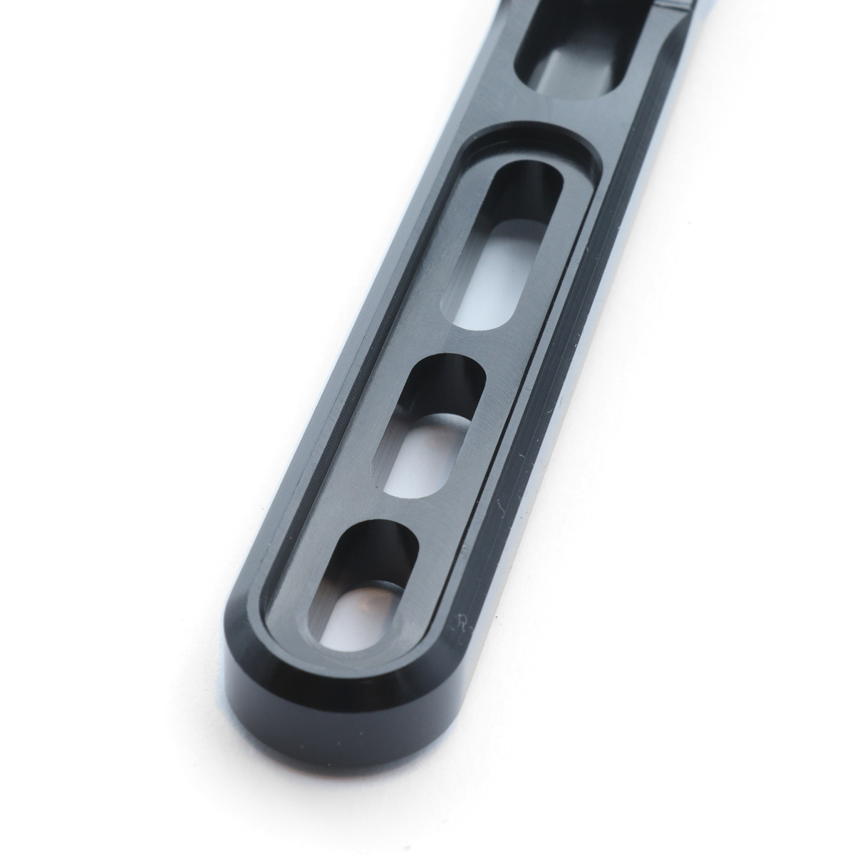 Stealth+ Premium Amplitude Mount | Garmin
